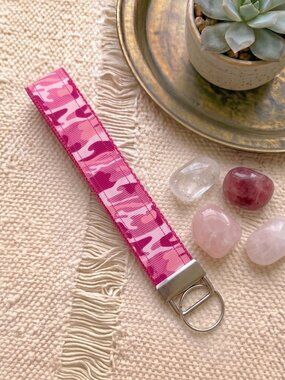 New Handmade Pink Camo Camouflage Ribbon Key Fob Wristlet
